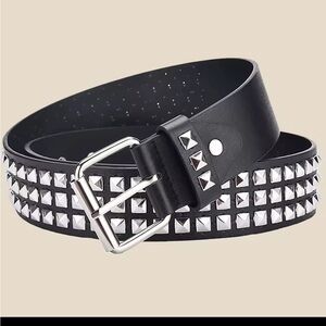 Unisex Black Studded Belt 43”